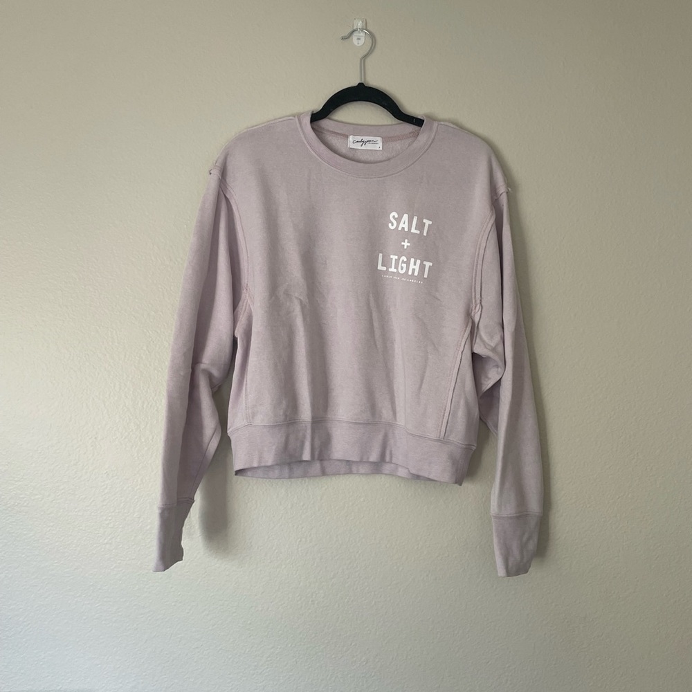 Carly Jean Los Angeles Jet Set Salt & Light Crewneck in Lilac, size Small